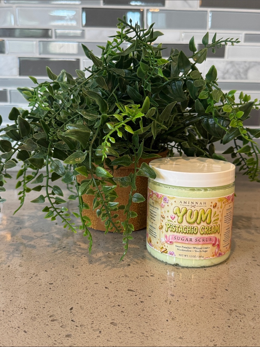 AMINNAH - YUM PISTACHIO CREAM SUGAR SCRUB